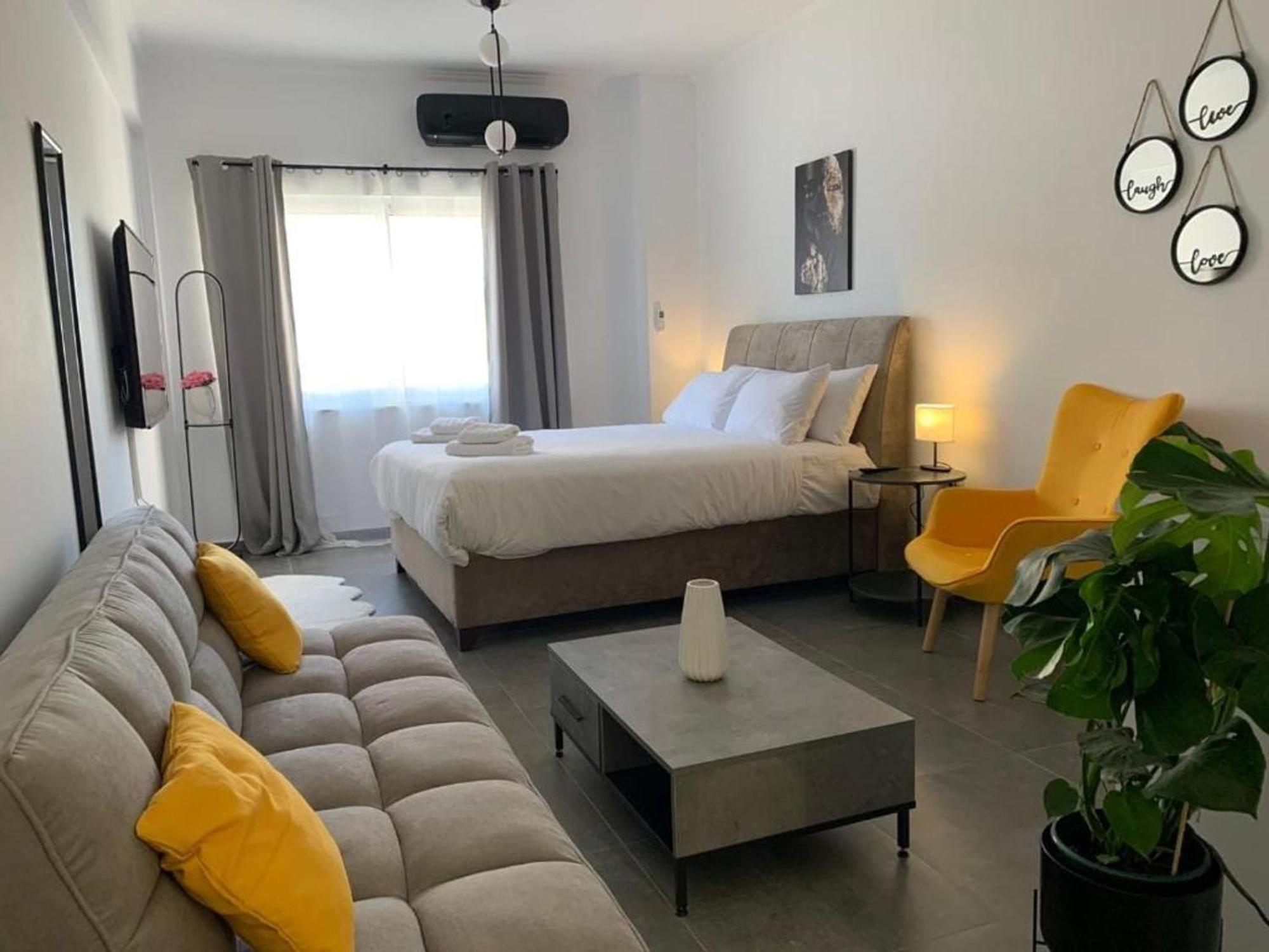 Afrodite Central Apartment By Vpn Atenas Exterior foto